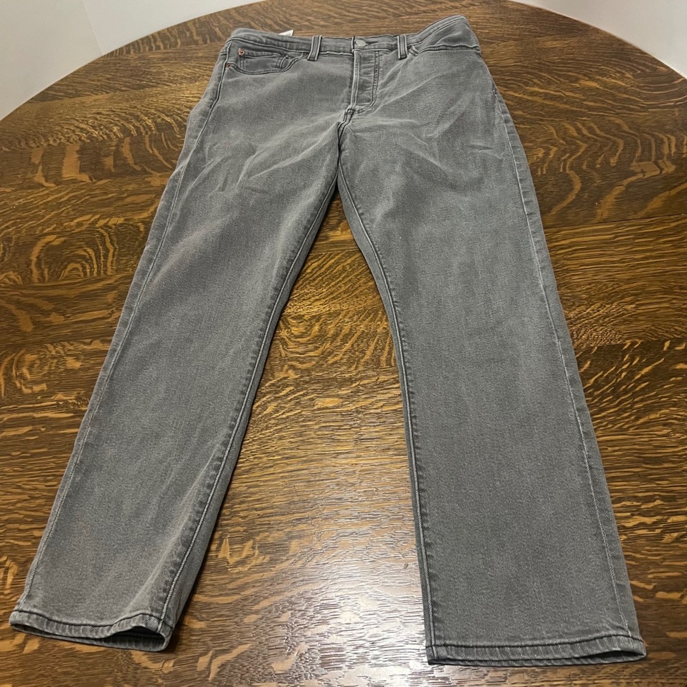 Levi's Wedgie Straight Jeans Womens 31 Gray Button Fly Stretch Denim